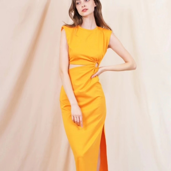 kenchima Dresses & Skirts - Sleeeveless women orange midi dress